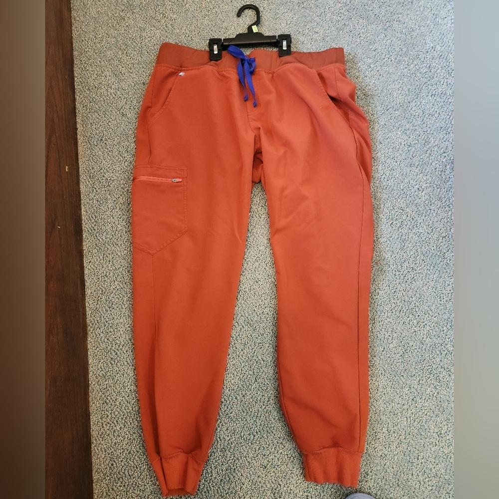 Figs Auburn Zamora Pants